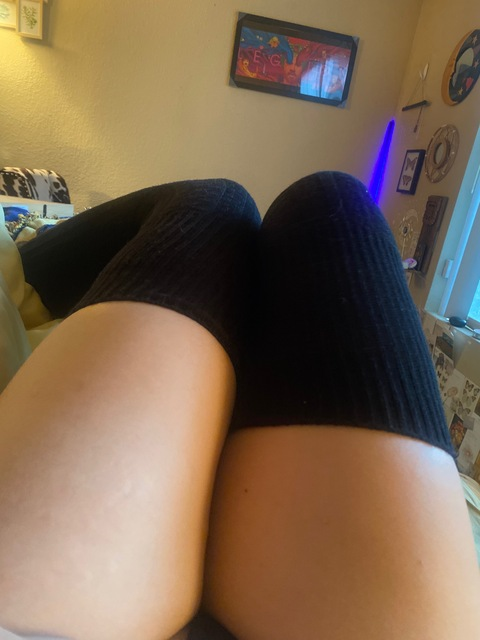 adleydanielle onlyfans leaked picture 1