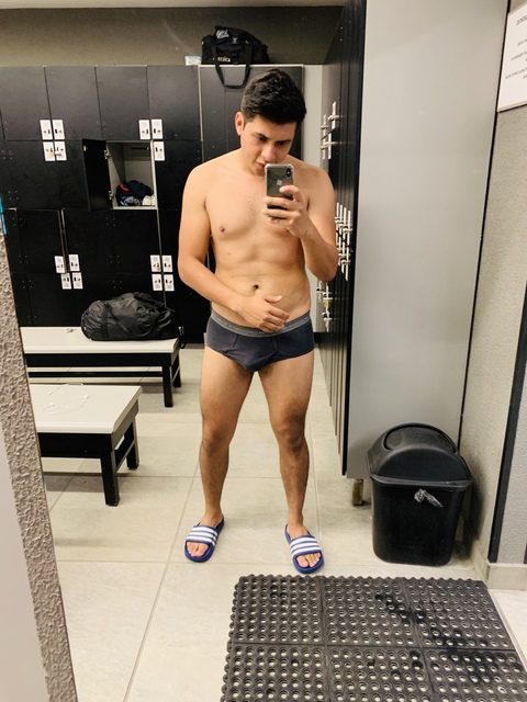 aldayyrmediina onlyfans leaked picture 1