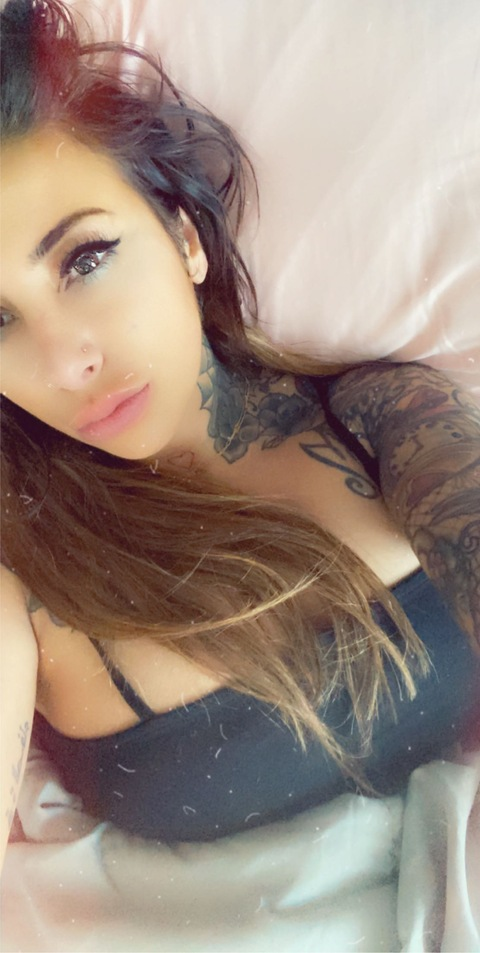 allayrose onlyfans leaked picture 1