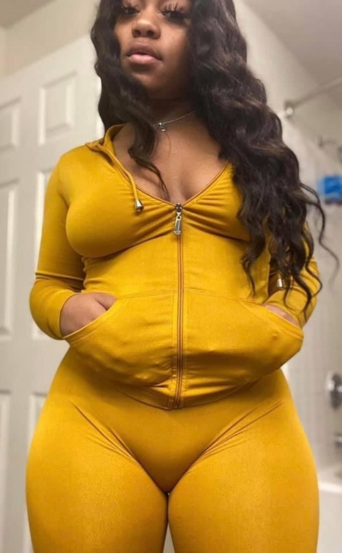 ashmarie24 onlyfans leaked picture 1