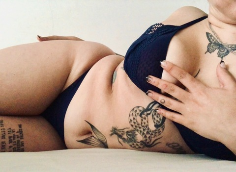 astridnectar onlyfans leaked picture 1