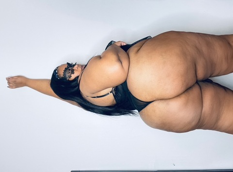 bbw-moretolove11 onlyfans leaked picture 1