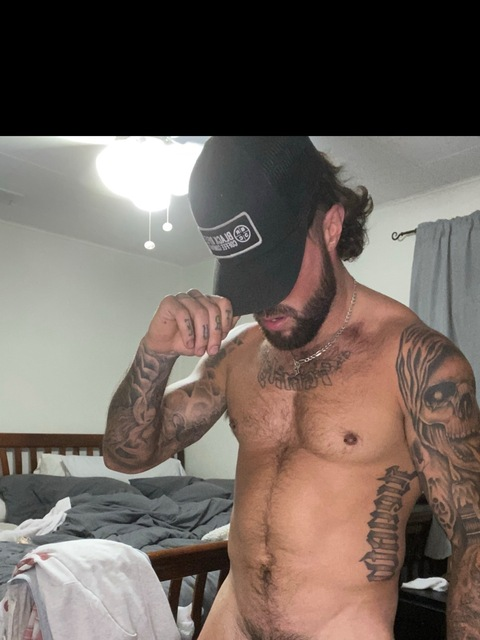 bluecollarjunkie onlyfans leaked picture 1