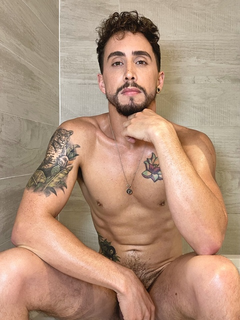 bodelonjavier onlyfans leaked picture 1