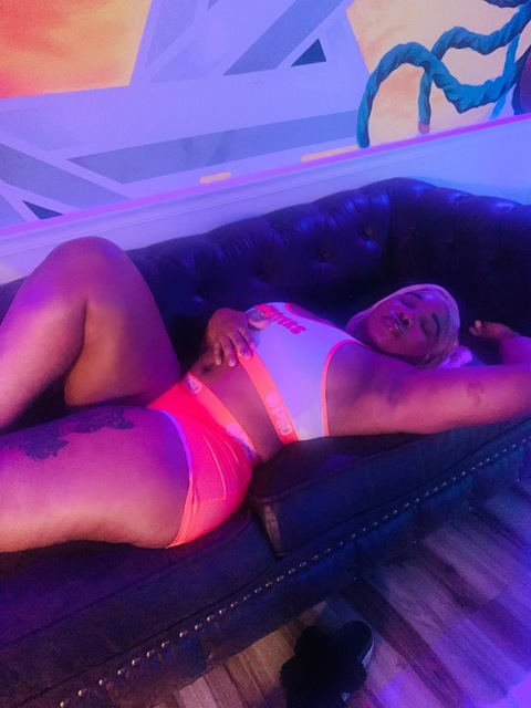 chyna_monroee1 onlyfans leaked picture 1