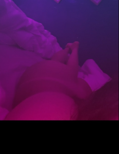 curvymamammm onlyfans leaked picture 1