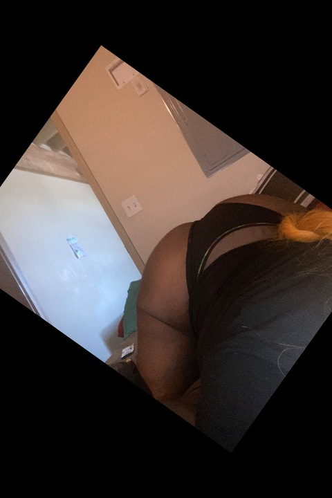 ebonydarkchampagne onlyfans leaked picture 1