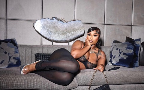 ericabanks onlyfans leaked picture 1