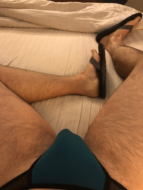 gayundiesandfeetfan onlyfans leaked picture 1