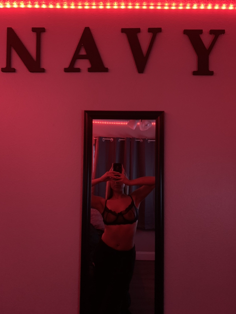 itsjustnavy onlyfans leaked picture 1