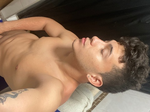 jormanxxxtommy onlyfans leaked picture 1