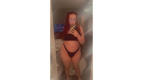 kayllaxxxx onlyfans leaked picture 1