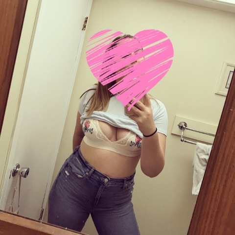 kinkykelcie onlyfans leaked picture 1