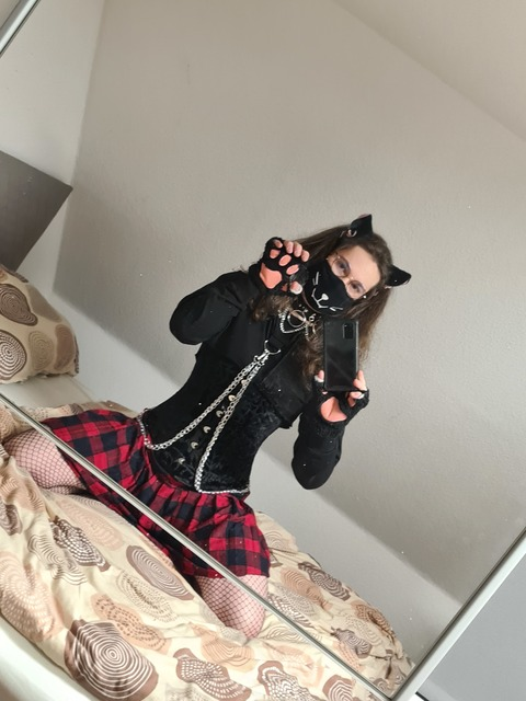 kitten-kiwi onlyfans leaked picture 1