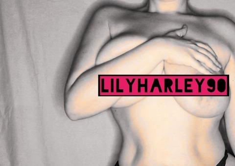 lilyharley90 onlyfans leaked picture 1