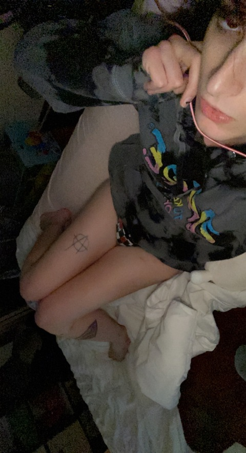 lyracain onlyfans leaked picture 1