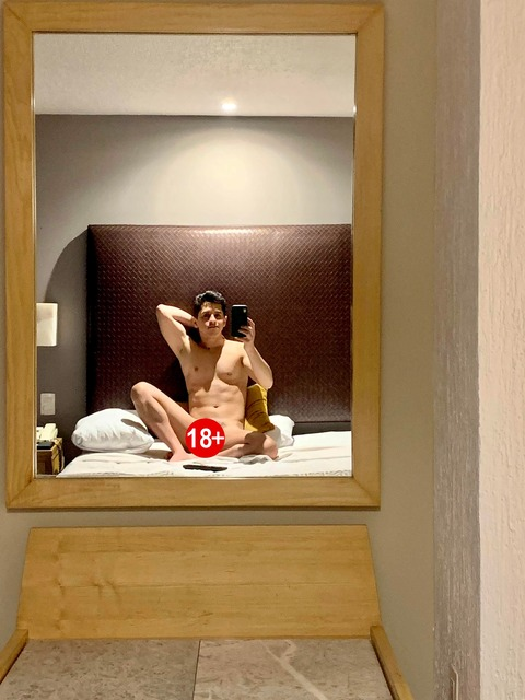 manuprivate onlyfans leaked picture 1