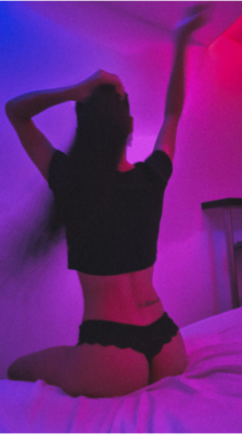 mariana21186613 onlyfans leaked picture 1