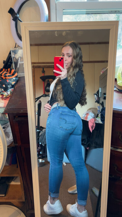 only.aaliyah135 onlyfans leaked picture 1