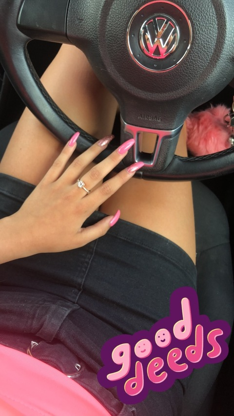 petiteprincess onlyfans leaked picture 1