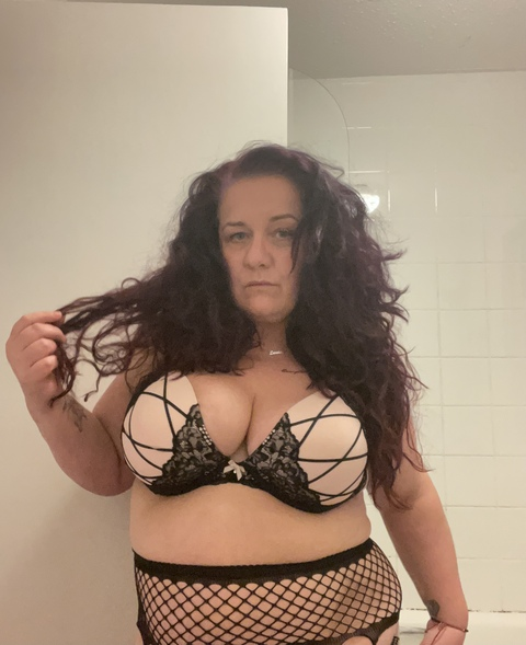 redheadbbw548 onlyfans leaked picture 1