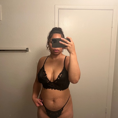 renniren_21 onlyfans leaked picture 1