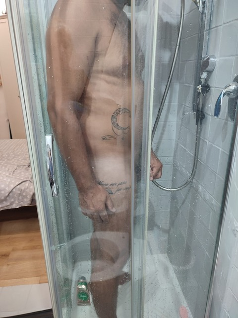 roma3103 onlyfans leaked picture 1