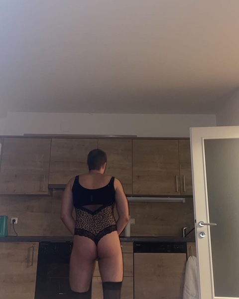 sissyboysbg onlyfans leaked picture 1