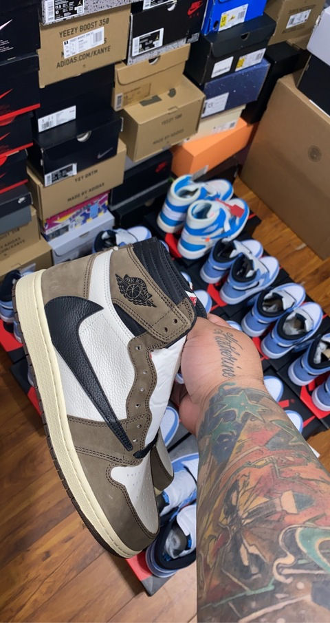 snkrxsupply onlyfans leaked picture 1