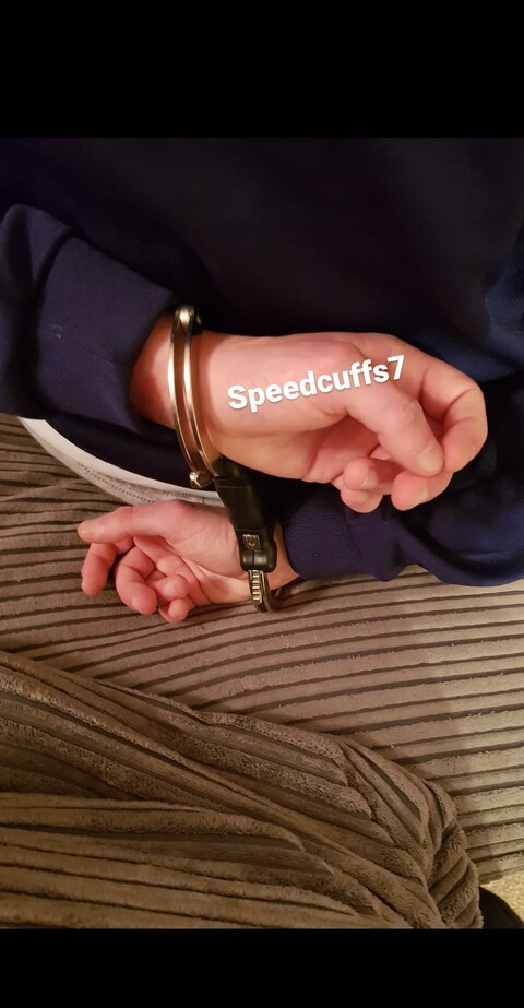 speedcuffs7 onlyfans leaked picture 1