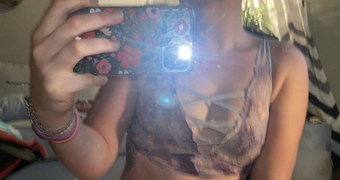 starfly560 onlyfans leaked picture 1