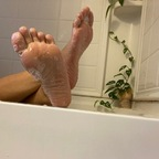 View sweetndsourtoes3435 (sweetndsourtoes3435) OnlyFans 49 Photos and 32 Videos for free 

 profile picture