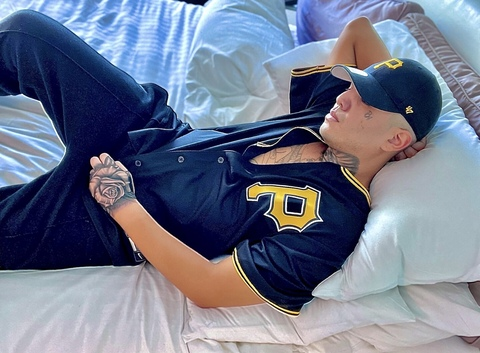 tattedlatinbull onlyfans leaked picture 1