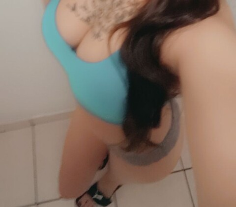 tina6996 onlyfans leaked picture 1
