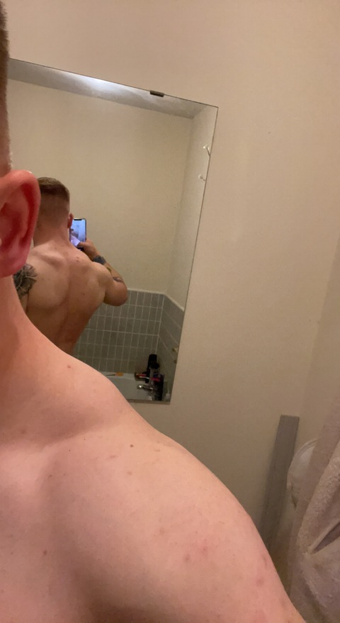 tommy21x onlyfans leaked picture 1