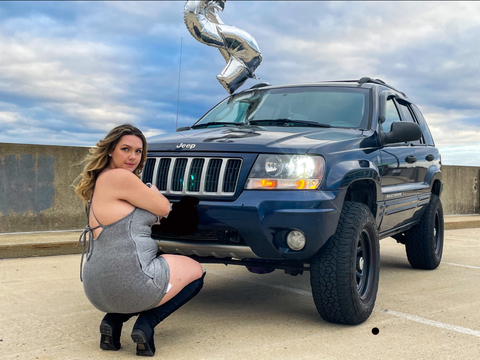 toplessjeepgirl onlyfans leaked picture 1