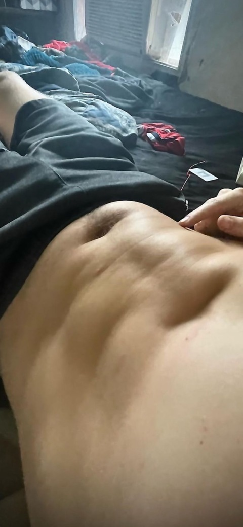 tylerroyb4 onlyfans leaked picture 1