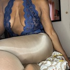 View ulovelivy (Ahliviiah) OnlyFans 227 Photos and 32 Videos leaked 

 profile picture