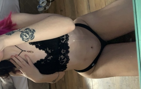 violetdreamzz onlyfans leaked picture 1