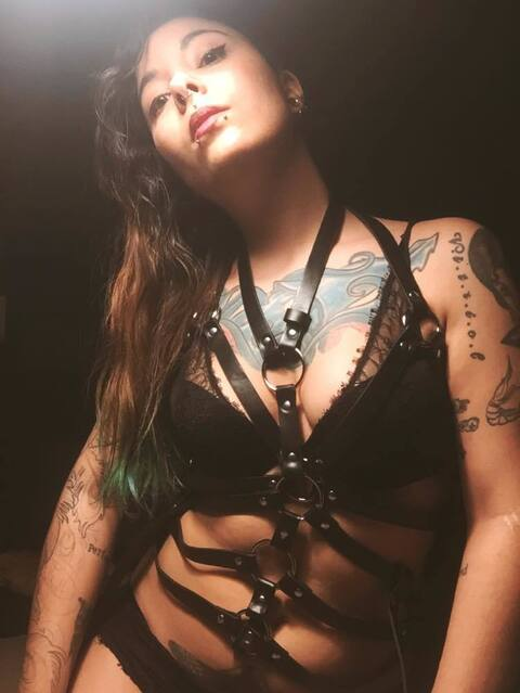 vitriholyc_sgh onlyfans leaked picture 1